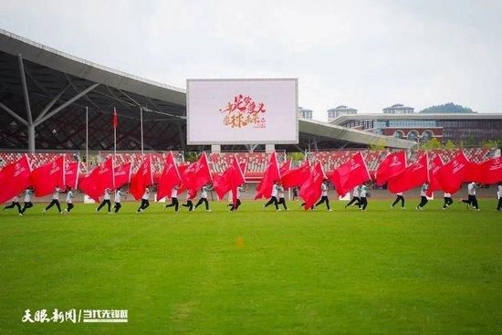 北青体育透露本场国足首发。